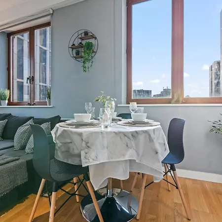 דירה Elegant Flat - Sleeps 8 - Highrise View Centre לידס