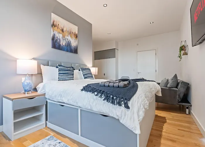 Elegant Flat - Sleeps 8 - Highrise View Centre Apartamento *