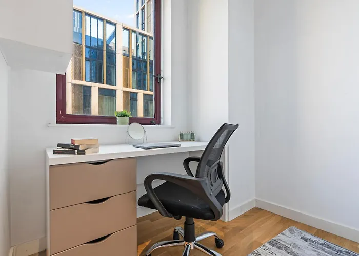 Elegant Flat - Sleeps 8 - Highrise View Centre Apartamento