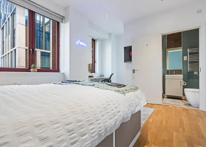 Elegant Flat - Sleeps 8 - Highrise View Centre Apartamento Leeds (West Yorkshire)