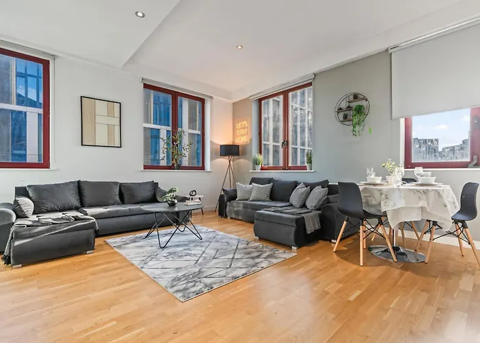 Elegant Flat - Sleeps 8 - Highrise View Centre Apartamento