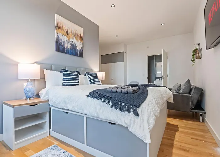 Elegant Flat - Sleeps 8 - Highrise View Centre Apartamento